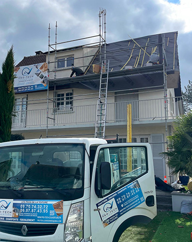 SAS PRO-TECH Couverture Ravalement, couvreur à Saint-Cloud (92210) dans les Hauts de Seine (92)